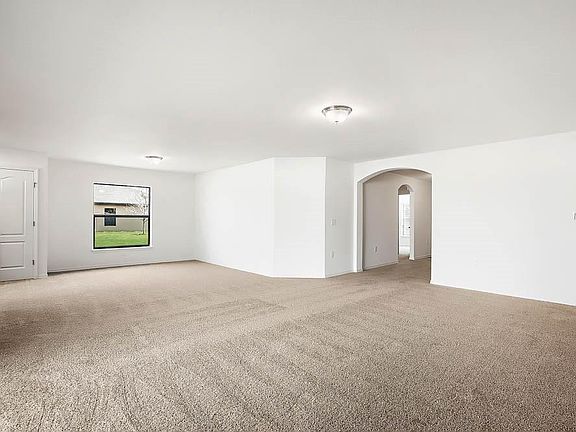 2nd image of 1724 Chatham Green Cir