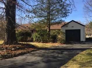 8 Lee Pl, Montclair, NJ 07043