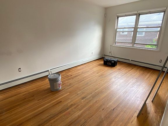 2nd image of 9017 149th Ave