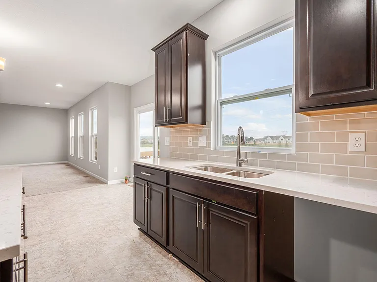 6823 Dulles Dr — Photo 23