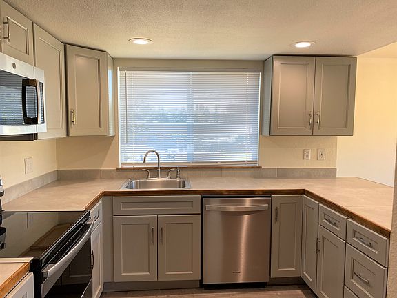 2nd image of 5517 108th Avenue Ct E