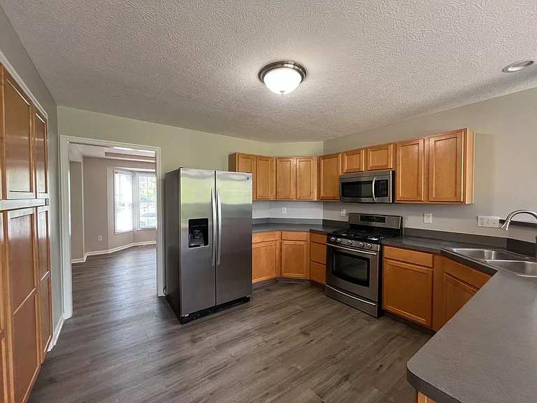 6653 Scioto Pkwy — Photo 5