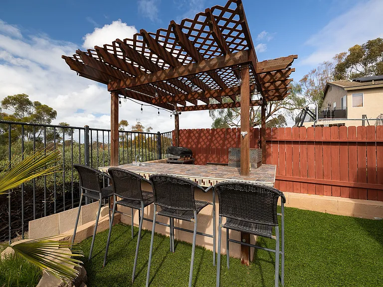 1522 Masterson Ln — Photo 32