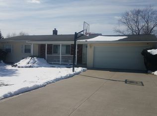 1008 S Elms Rd, Flint, MI 48532