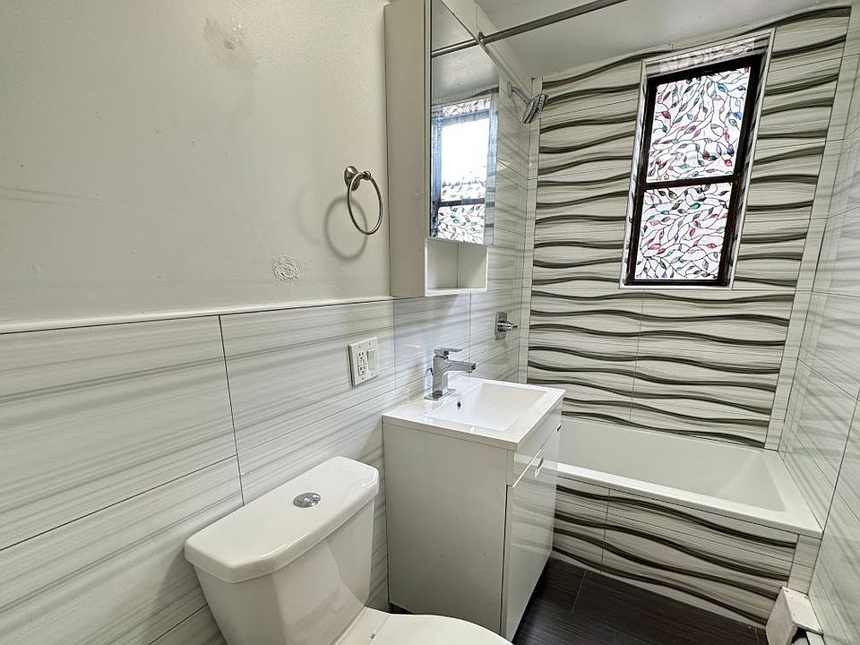 2nd image of 24 Gifford Ave #20