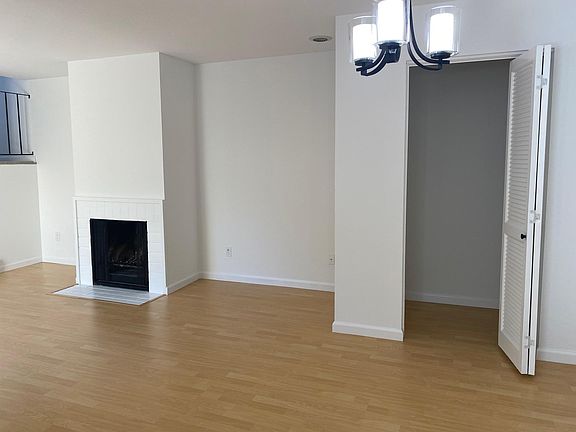 5th image of 1919 Alameda De Las Pulgas APT 64