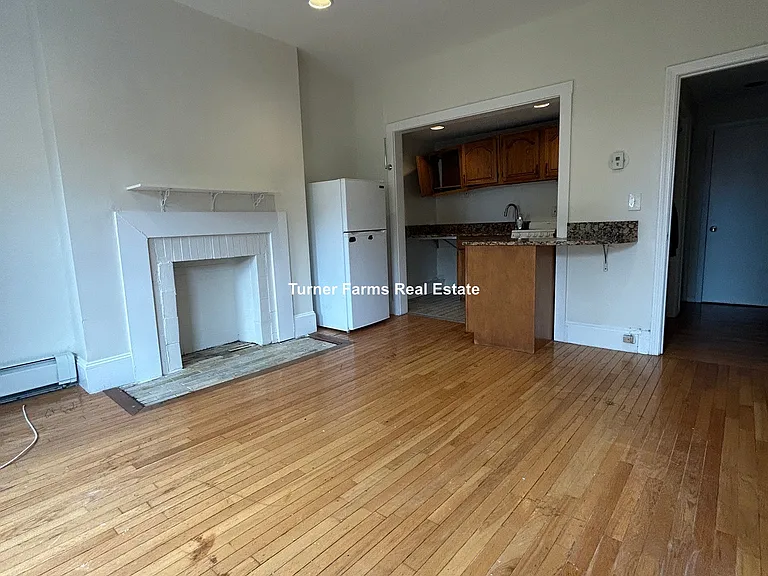 14 Wait St #3 — Photo 12