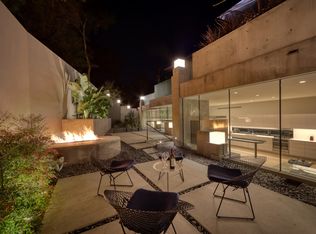 1507 Old Oak Rd, Los Angeles, CA 90049