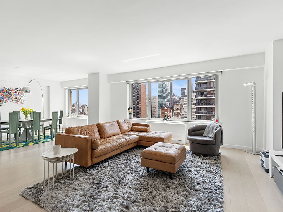 1st image of 200 E 62nd St APT 17D