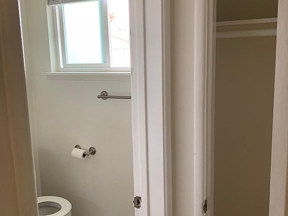 5th image of 3103 Livonia Ave APT 4