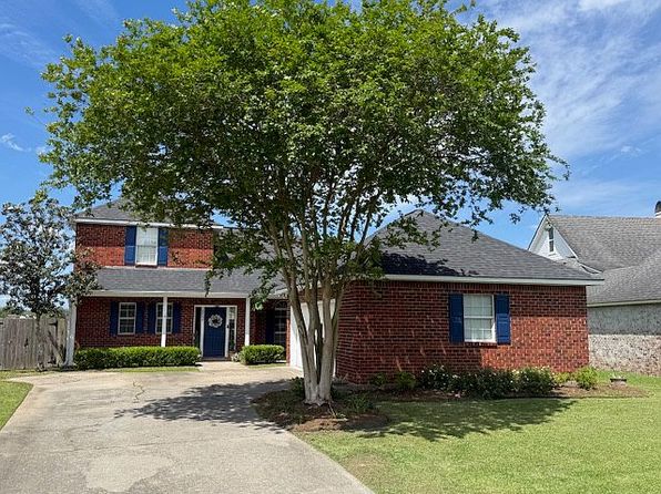 18424 Lakehaven Ct