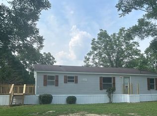 403 Wallace Buie Rd, Webb, AL 36376