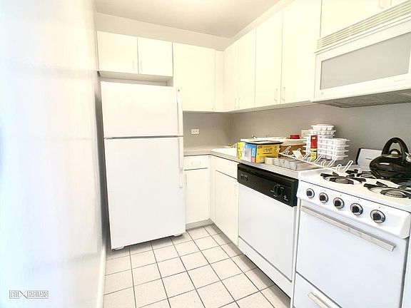 3rd image of 353 E 83rd St APT 10G