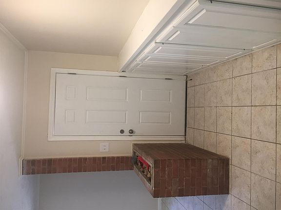 4th image of 1605 Lenert Cir