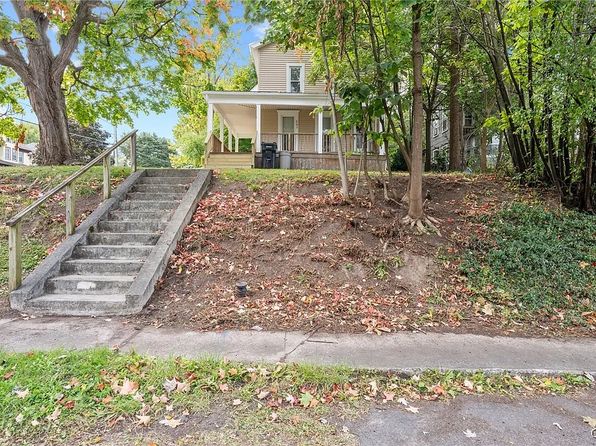 501 Willis Ave #2