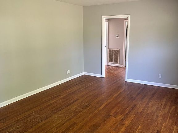 2nd image of 2113 Norris Rd NW