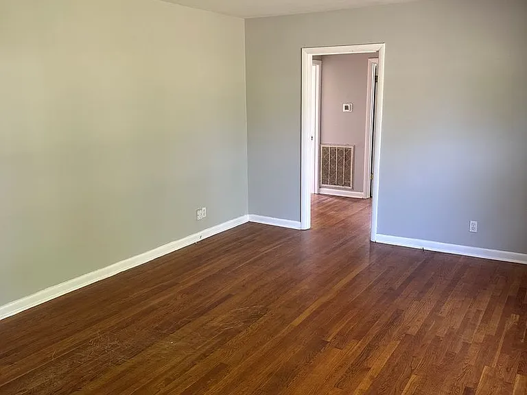 2113 Norris Rd NW — Photo 2