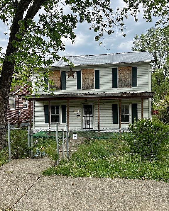 1st image of 2043 Oak Ave
