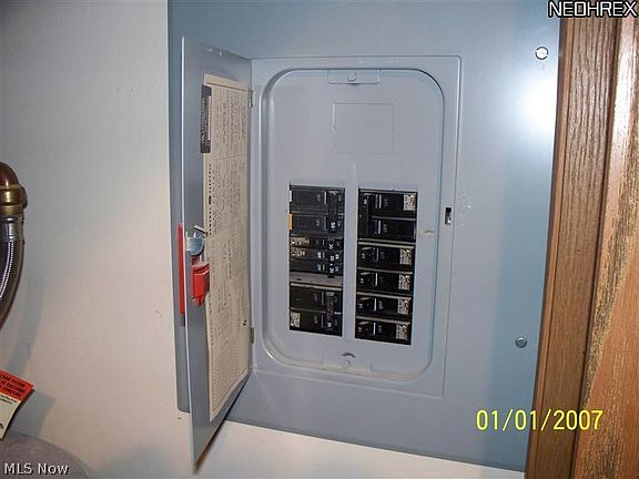 5th image of 1617 W Hampton Dr