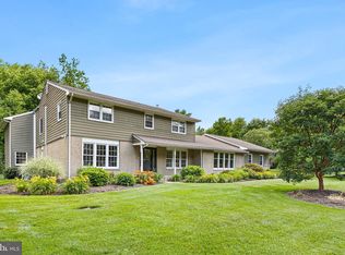 13 Weldin Park Dr, Wilmington, DE 19803