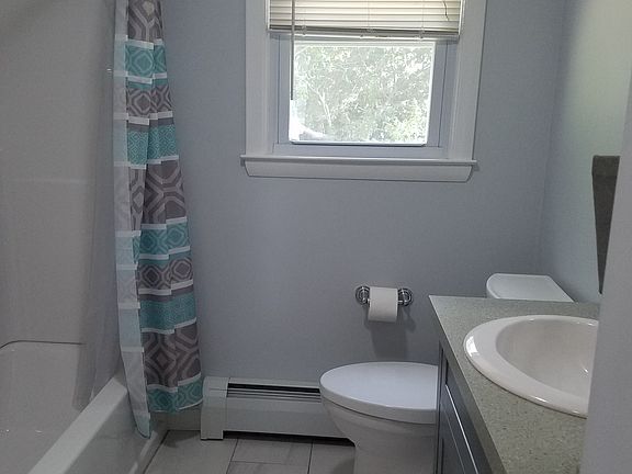 4th image of 44 Clemente Dr