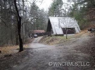 521&533 Lake Falls Rd, Hendersonville, NC 28739