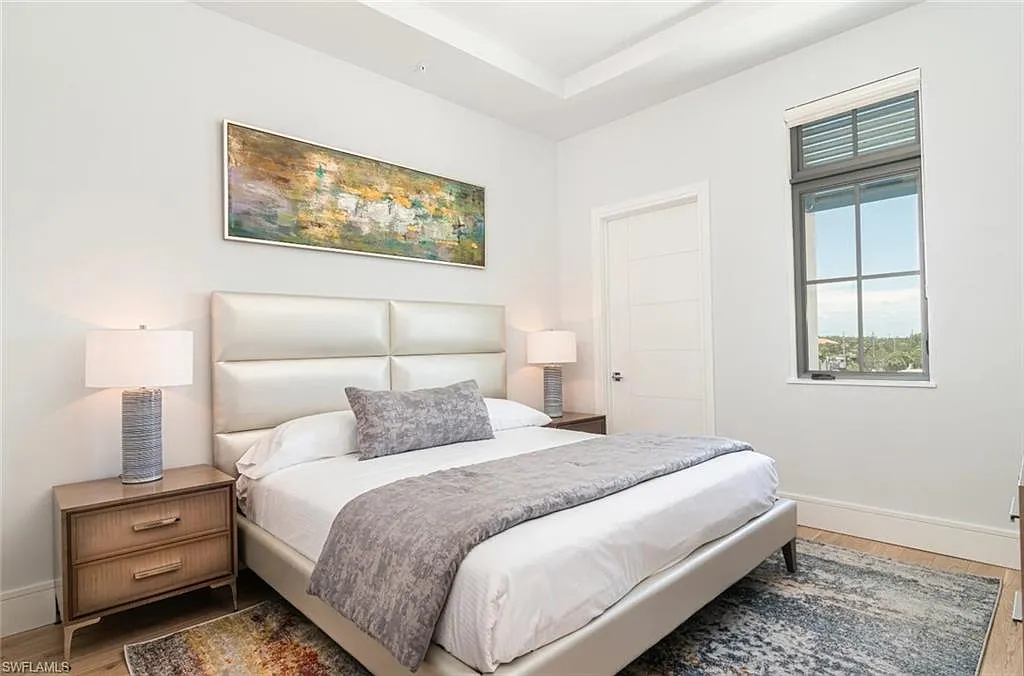 1 bed, 1.0 bath, 790 sqft, $11,025 — Photo 3