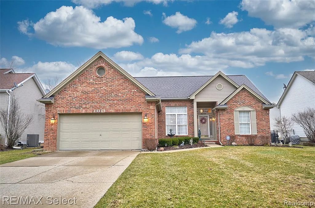 16149 Aspen Hollow Dr photo 1