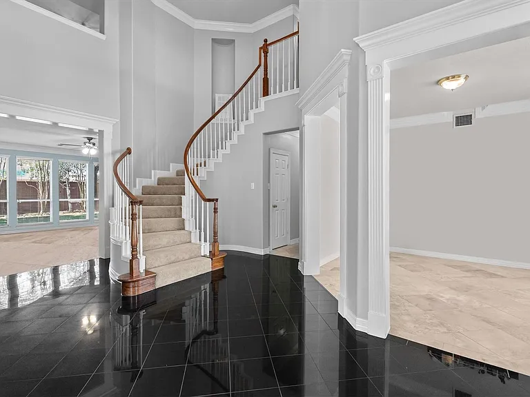 9610 Champions Cove Dr — Photo 7
