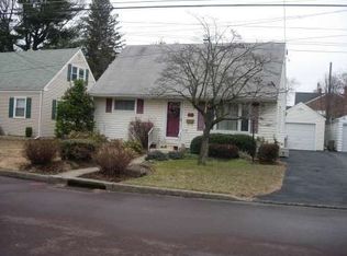 2510 Palmer Ave, Bristol, PA 19007