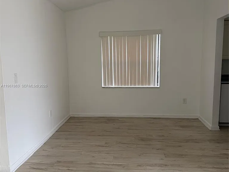 1419 Yellowthroat St — Photo 5