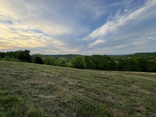4147 Booker Farm Rd, Mount Pleasant, TN 38474