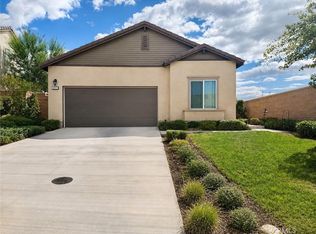 1057 Egret St, Calimesa, CA 92320