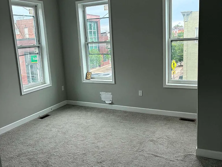 2540 E Fayette St — Photo 7