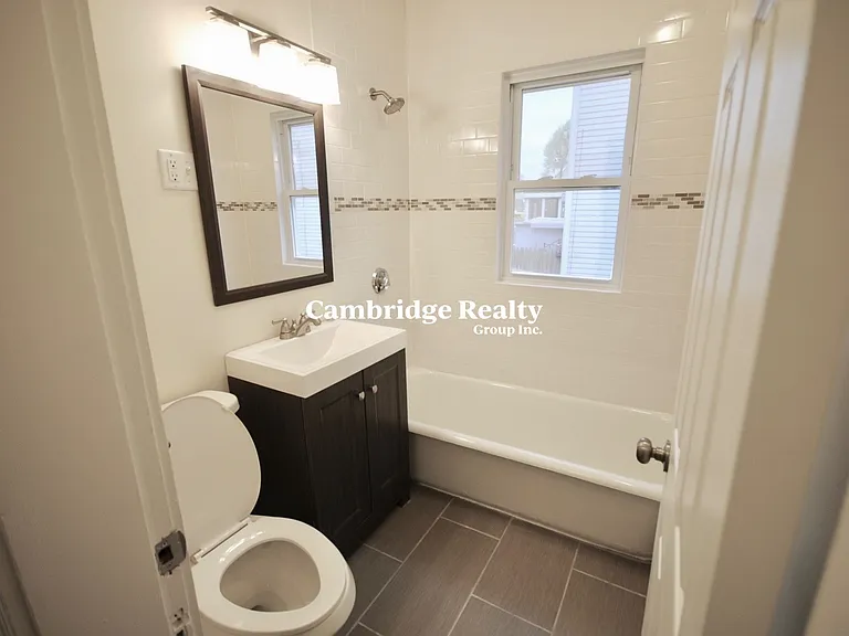 15 Taylor St #1T — Photo 7