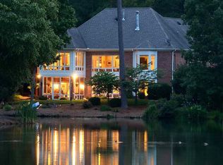 82108 Ehringhaus, Chapel Hill, NC 27517