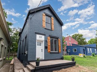 209 Pleasant St, Covington, KY 41011
