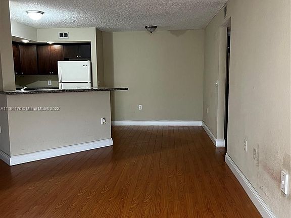 4th image of 12730 Vista Isles Dr APT 814