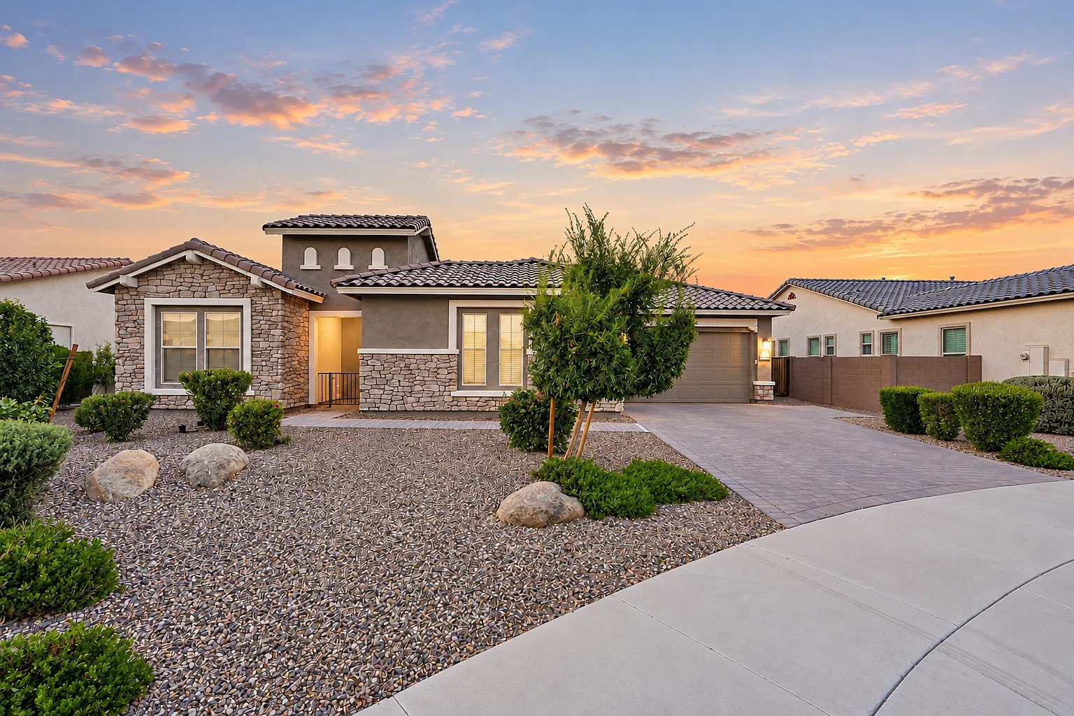 4 bed, 3012 sqft, $3,690 — Photo 3