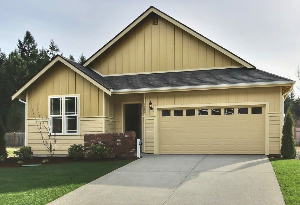 1st image of 7626 Brianna Ct SE
