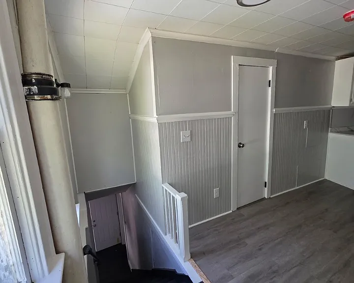 217 Seneca St #2 — Photo 8