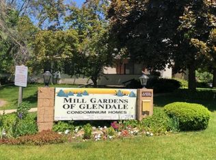 2810 W Mill Rd, Glendale, WI 53209