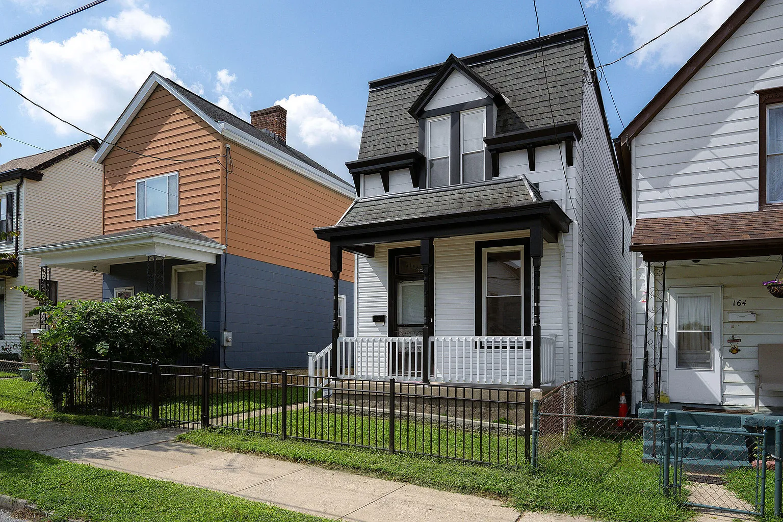 166 Van Voast Ave photo 1