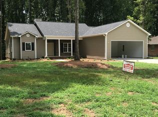 5122 Mockingbird Rd, Greensboro, NC 27406