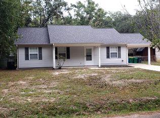 820 Lemon St, Ocean Springs, MS 39564