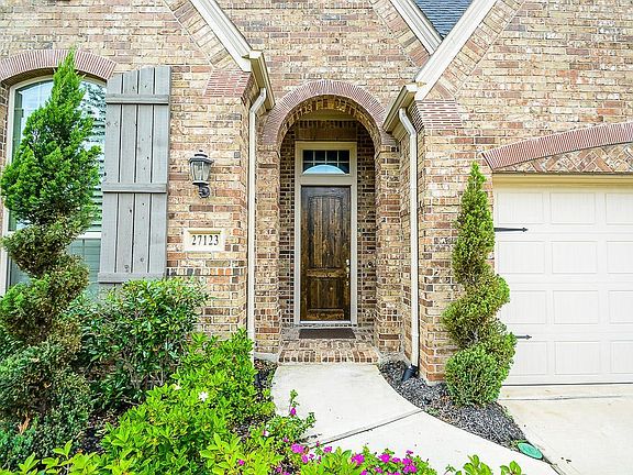 2nd image of 27123 Symphony Creek Ln