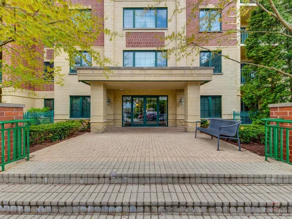 5 W Central Rd APT 512, Mount Prospect, IL 60056