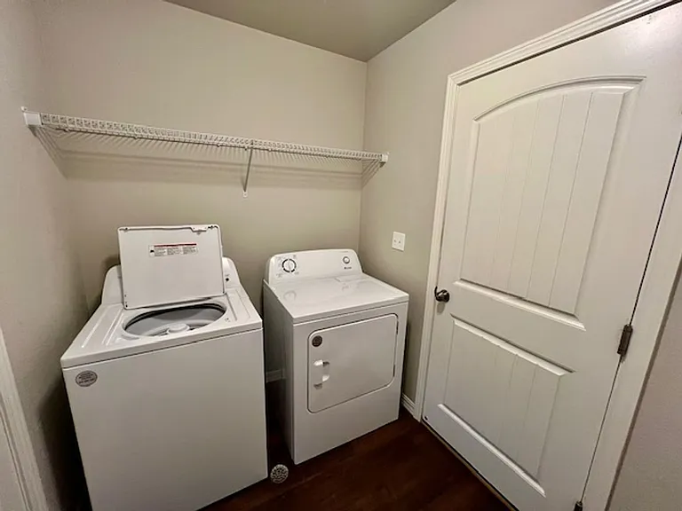 7146 Honeycomb Dr — Photo 11