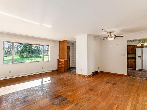 2nd image of 4207 Sunbury Rd