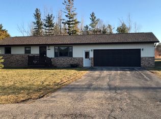 122 Fairway Dr, Harbor Beach, MI